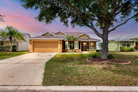 4211 Donnington Dr, Parrish, FL 34219