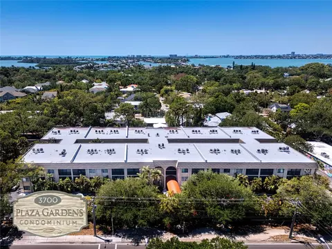 3700 S Osprey Ave #121, Sarasota, FL 34239