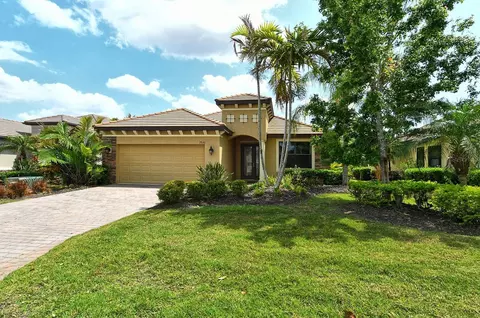 7530 Rio Bella Pl, University Park, FL 34201