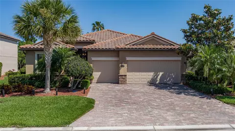 6470 Willowshire Way, Bradenton, FL 34212