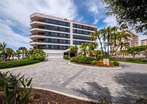 585 Sanctuary Dr #B202, Longboat Key, FL 34228