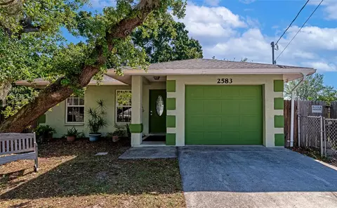 2583 4th St E, Bradenton, FL 34208