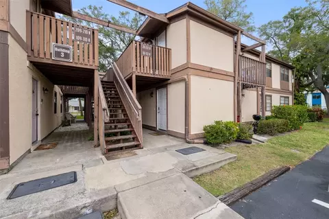 5026 Water Oak Dr #111, Bradenton, FL 34207