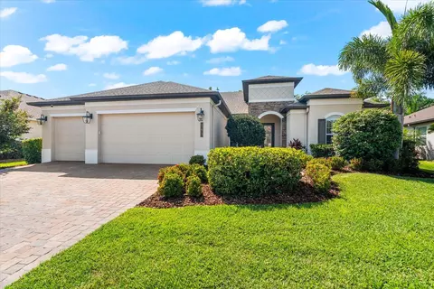 363 Chantilly Trl, Bradenton, FL 34212