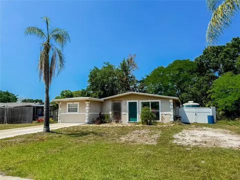 4319 56th Avenue Ter E, Bradenton, FL 34203