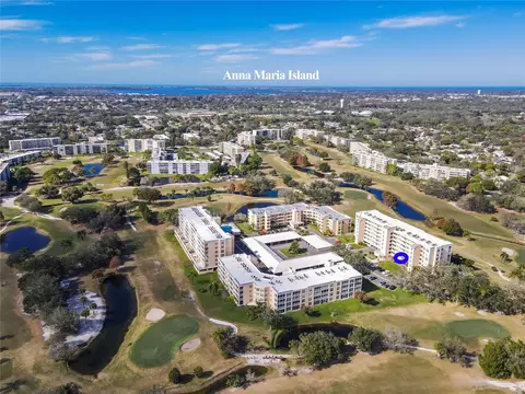 4410 Fairways Blvd #106, Bradenton, FL 34209