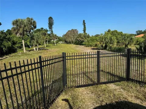 Englewood Road, Venice, FL 34293