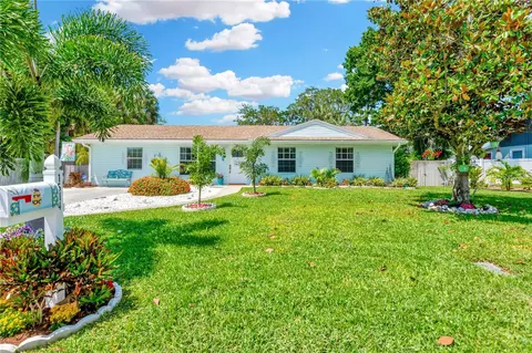 1514 12th St W, Palmetto, FL 34221