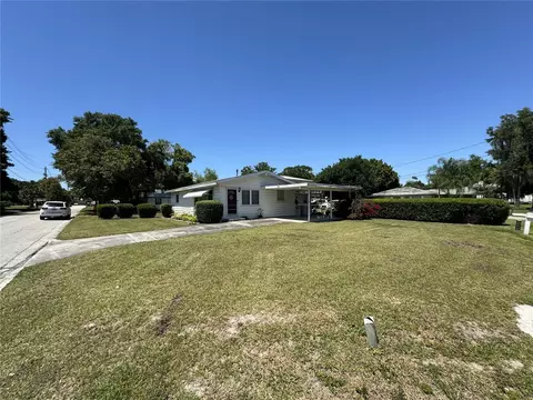 1611 N Lake Shipp Dr SW, Winter Haven, FL 33880
