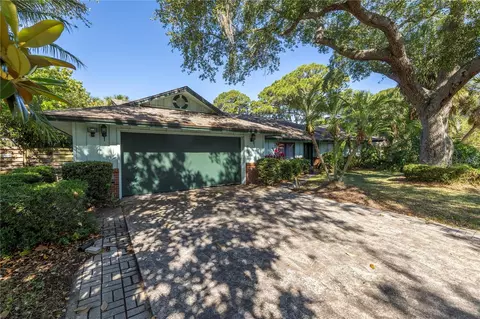 6110 45th St W, Bradenton, FL 34210