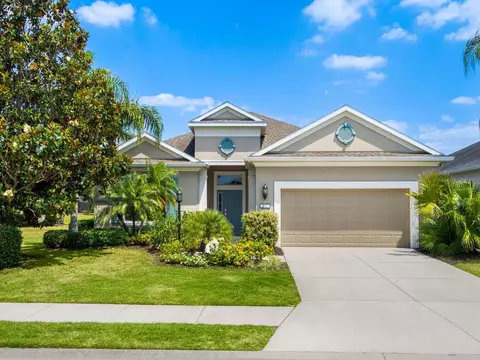 4711 Claremont Park Dr, Bradenton, FL 34211