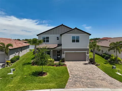 3717 Savanna Palms Ct, Bradenton, FL 34211