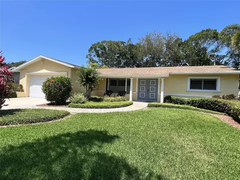 11539 91st Ter N, Seminole, FL 33772