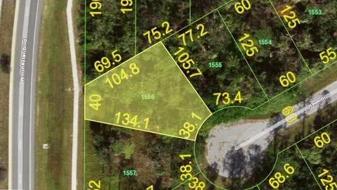 102 Hawk Dr, Rotonda West, FL 33947