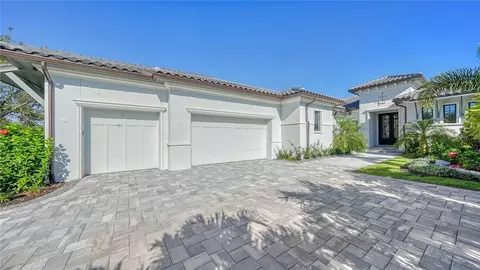 7944 Matera Ct, Bradenton, FL 34202
