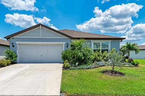 9252 Royal River Cir, Parrish, FL 34219