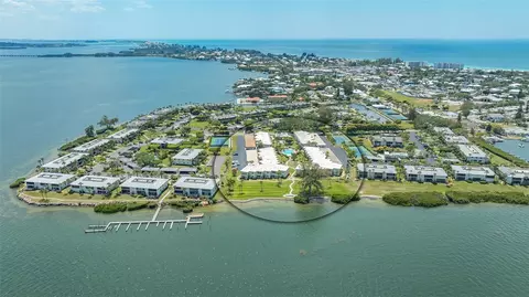 6300 Flotilla Dr #97, Holmes Beach, FL 34217