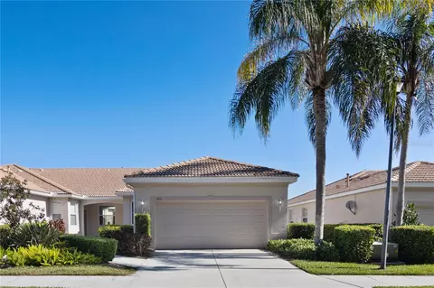 4111 Cascade Falls Dr, Sarasota, FL 34243