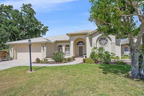 1101 Deardon Dr, Venice, FL 34292