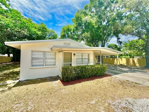 5712 12th St E, Bradenton, FL 34203