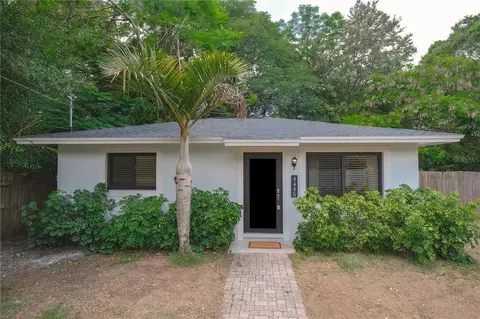 4446 Flatbush Ave, Sarasota, FL 34233