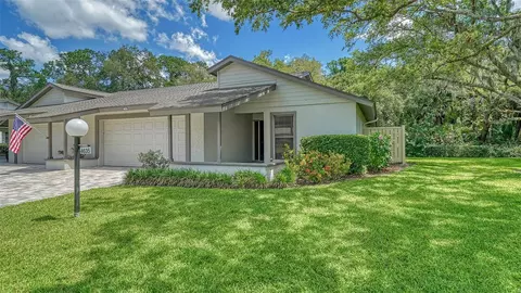 4635 Oak Forest Dr E #15, Sarasota, FL 34231