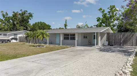 445 Glen Oak Rd, Venice, FL 34293
