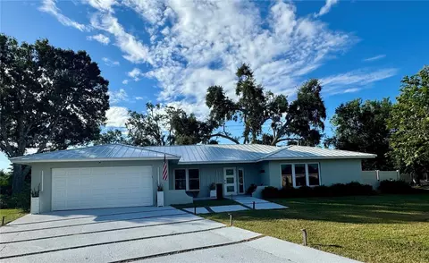 4641 Thomas Hoby Pl, Sarasota, FL 34241