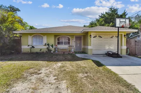 3426 18th St E, Bradenton, FL 34208