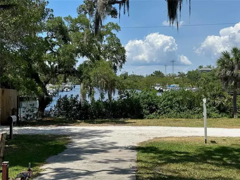 2420 Portland St, Sarasota, FL 34231