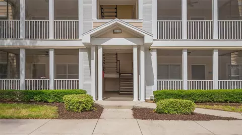 4802 51 St W #118, Bradenton, FL 34210