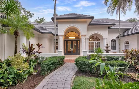 388 Bunker Hl, Osprey, FL 34229