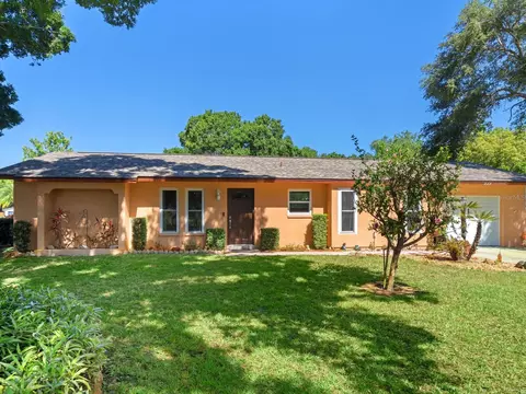 829 Cypress Wood Ln, Sarasota, FL 34243