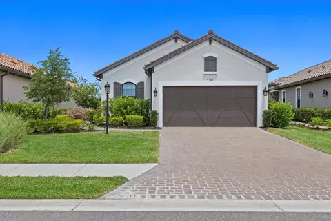 4707 Motta Ct, Bradenton, FL 34211