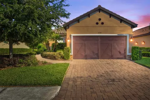 4708 Alexandria Ct, Palmetto, FL 34221
