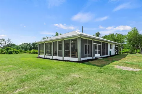 9945 SW Southern Dreams Rd, Arcadia, FL 34269