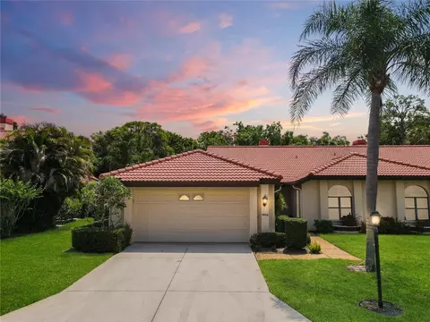 7406 Oak Moss Dr #10, Sarasota, FL 34241