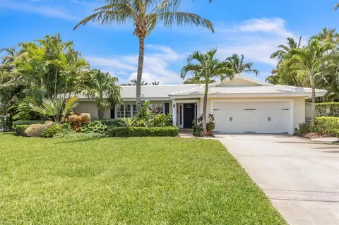517 74th St, Holmes Beach, FL 34217