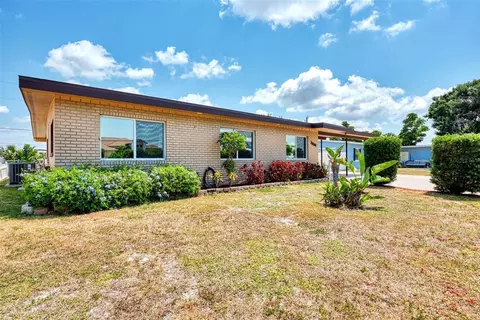 21500 Edgewater Dr, Port Charlotte, FL 33952