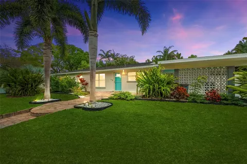 2504 Fruit Tree Dr, Sarasota, FL 34239