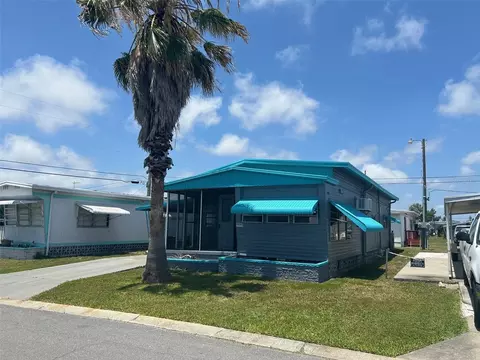 611 51st Avenue Plz W, Bradenton, FL 34207