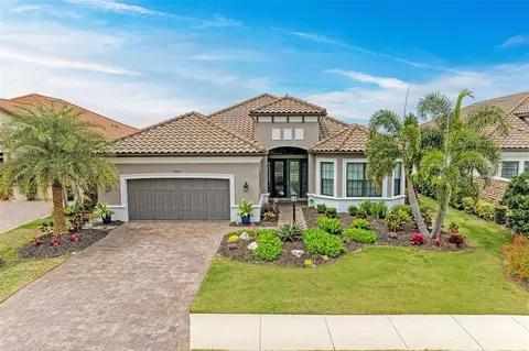 13030 Sorrento Way, Bradenton, FL 34211