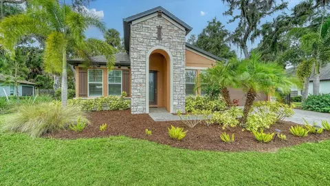 2114 Sylvan Lea Dr, Sarasota, FL 34240