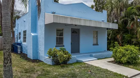 735 27th Ave W, Bradenton, FL 34205