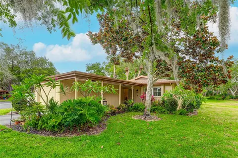 7081 Bright Creek Dr #9, Sarasota, FL 34231
