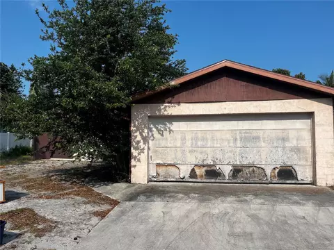 1316 65th St NW, Bradenton, FL 34209