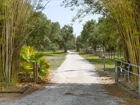 6033 Sheps Island Rd, Sarasota, FL 34241