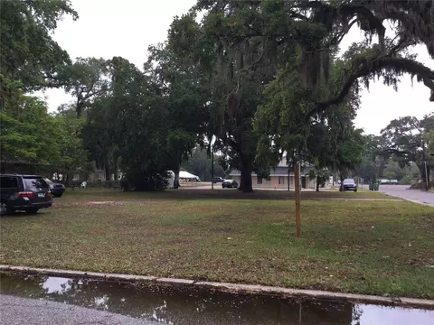 520 20th St E, Bradenton, FL 34208 photo 3