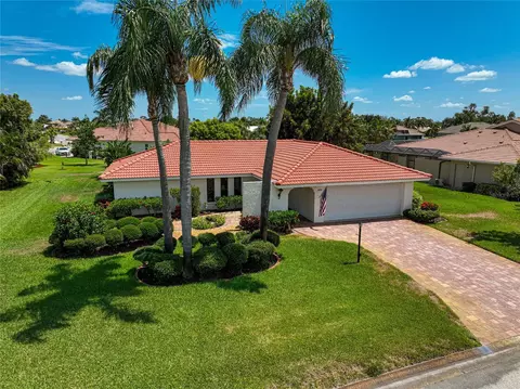 409 Eden Dr, Englewood, FL 34223