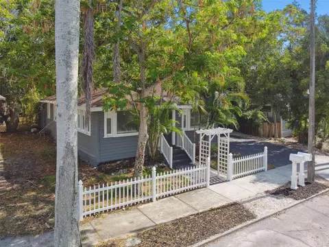 1611 Ballard Park Dr, Bradenton, FL 34205